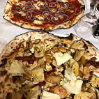 Pizzeria La Genziana food