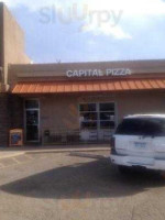Capital Pizza outside
