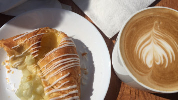 Brighton Jetty Bakery food