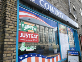Cowboy Burger outside