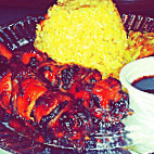 Reyes Barbecue food