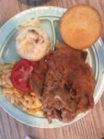 G's Country Kitchen food