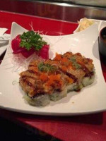 Moto Sushi food