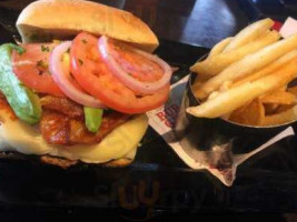 Red Robin Gourmet Burgers And Brews food