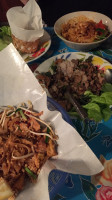 Mamamon Thai Eatery food