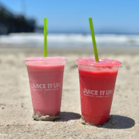 Juice It Up Beach Plaza food