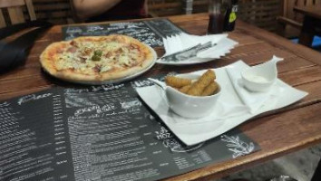 Pizzeria Papillon food