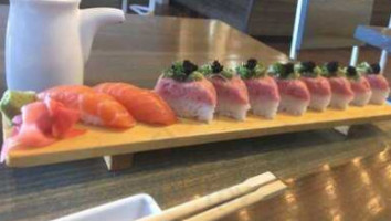 Oshi Poke Bowl And Sushi food