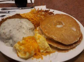 Shari's Cafe And Pies food