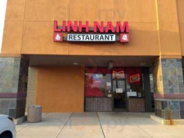 Linh Nam Chinese food