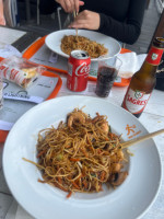 Wok To Walk Chiado food