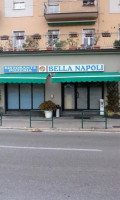 Pizzeria Bella Napoli outside