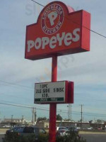 Popeyes Louisiana Kitchen outside