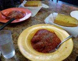 Geraldi's Italian Eating Place food