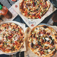 Mod Pizza food