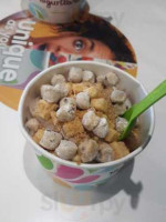 Yogurtland food