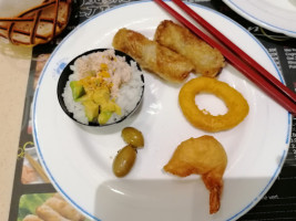 Sushi Jiraiya food