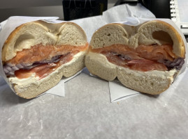 Turnpike Bagels Deli And Bakery food
