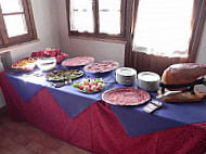 Agriturismo Valle Di Luce food