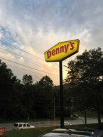 Denny's outside