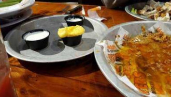 Hooters food