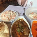 Restaurant Le Taj Mahal food