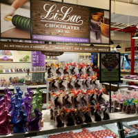 Li Lac Chocolates Greenwich Ave outside