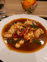 Le Neuf De Thai food