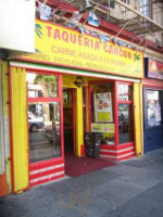 Taqueria Cancun Mission St outside