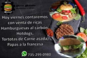 La Casa De La Cuexcoburger food