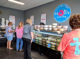 Holt's Sweet Shop-baxley food