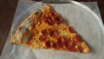 Rosco's Pizza food