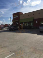 Del Taco outside