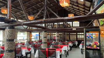 Restaurante Moenda Calamares Laranjeiras inside