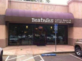 Beatniks Coffee House Breakfast Joint outside