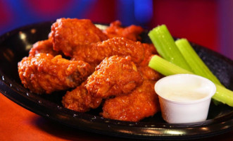 Crispy Wings Pizza And Fried Chicken food