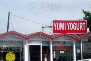 Yumi Yogurt inside