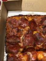 Jet's Pizza food