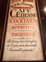 Le Cafe Etienne food