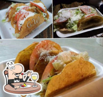 Cenaduria La Wera Cocina Mexicana food