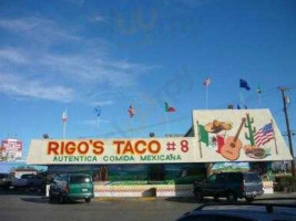 Rigo's Tacos #8 outside