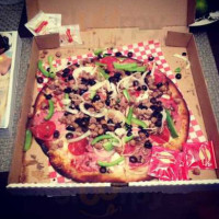 Cybelle's Pizza food