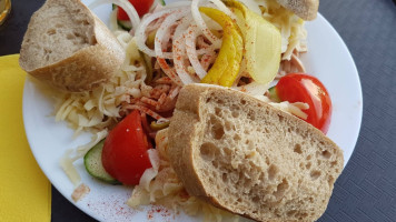 Neckarbiergarten food