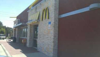 Mcdonald's outside