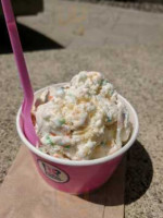 Baskin Robbins food