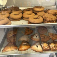Ponce's Bakery food