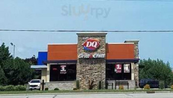 Dairy Queen Grill Chill outside