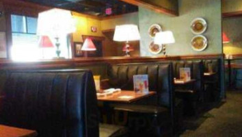 Ruby Tuesday inside