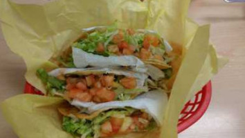 Los Burritos Mexican Food food