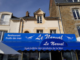 Le Narval outside